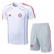 Chandal del Bayern Munich Manga Corta 25-26 Blanco - Pantalon Corto Chandal del Bayern Munich Manga Corta 25-26 Blanco - Pantalon Corto