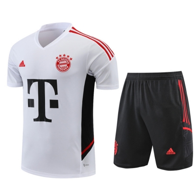 Chandal del Bayern Munich Manga Corta 2022-23 Blanco - Pantalon Corto