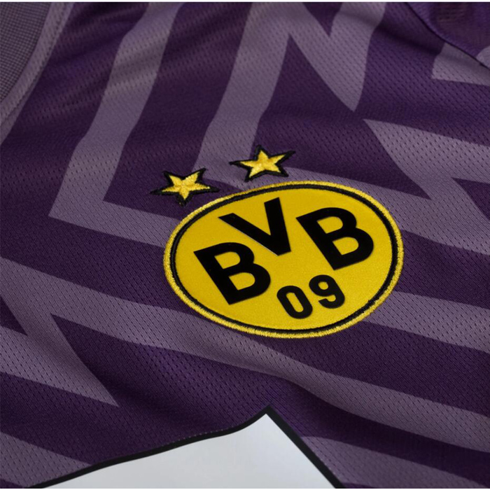 Camiseta Borussia Dortmund Portero 23-24 Purpura - Haga un click en la imagen para cerrar